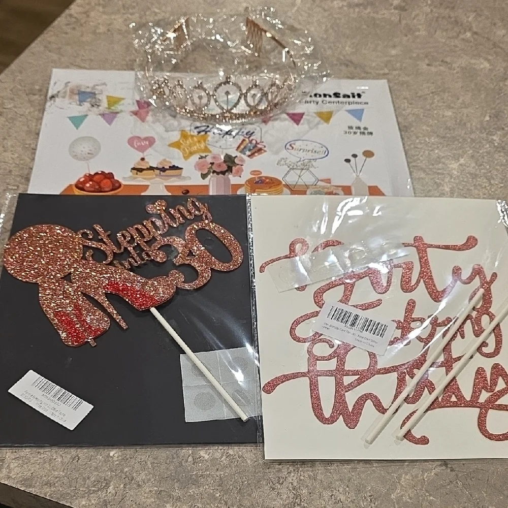 (J64) Glittering Rose Gold Cake Toppers Plus Rose Gold Metal Crown